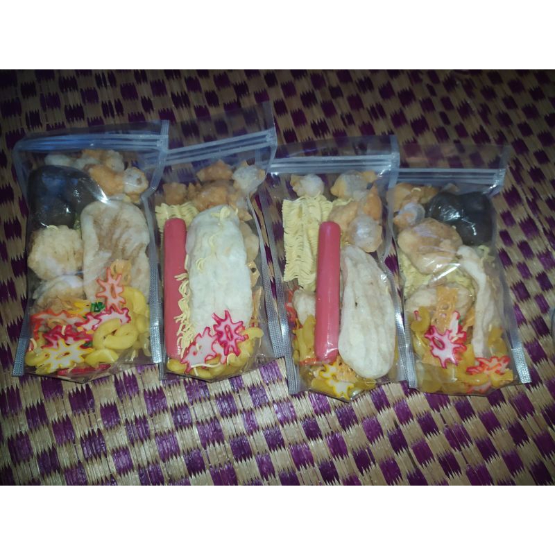 

Seblak kerupuk instan
