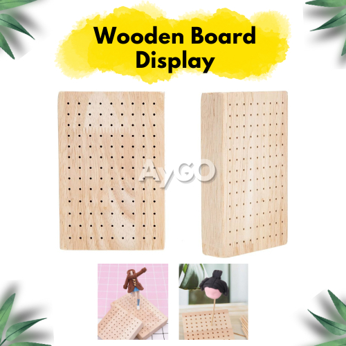 

Wooden Peg Board Square Clay Figurines Display / Papan Display Clay