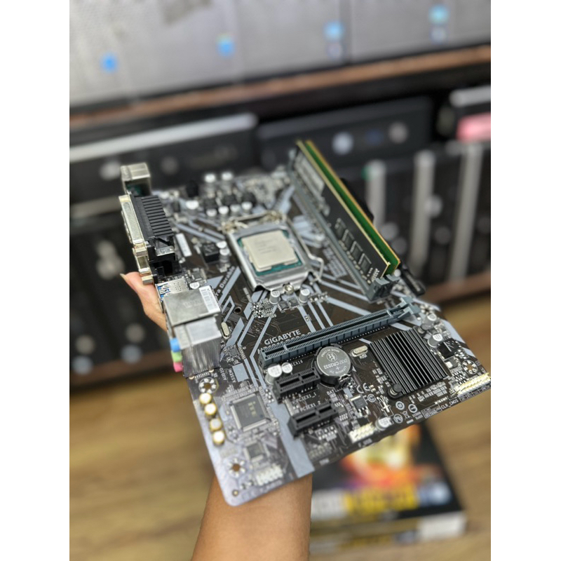 Paketan murah Mobo Gigabyte H310m-Ds2 2.0 Proce i7 9700 9Th ram 16Gb Lengkap Box ory