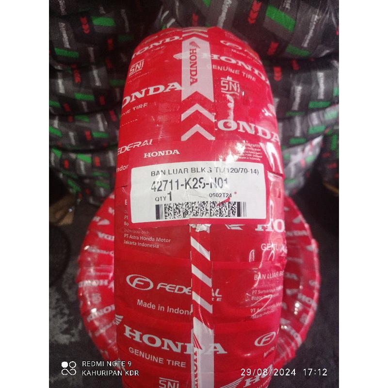 Ban luar Motor Honda PCX 150 Belakang : Federal AHM 120/70-14