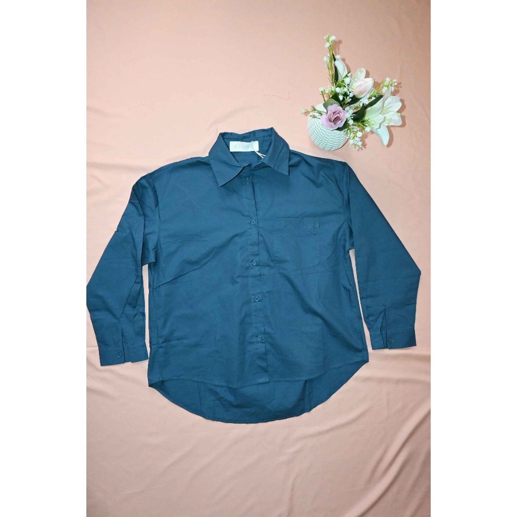 Kemeja Biru Wanita