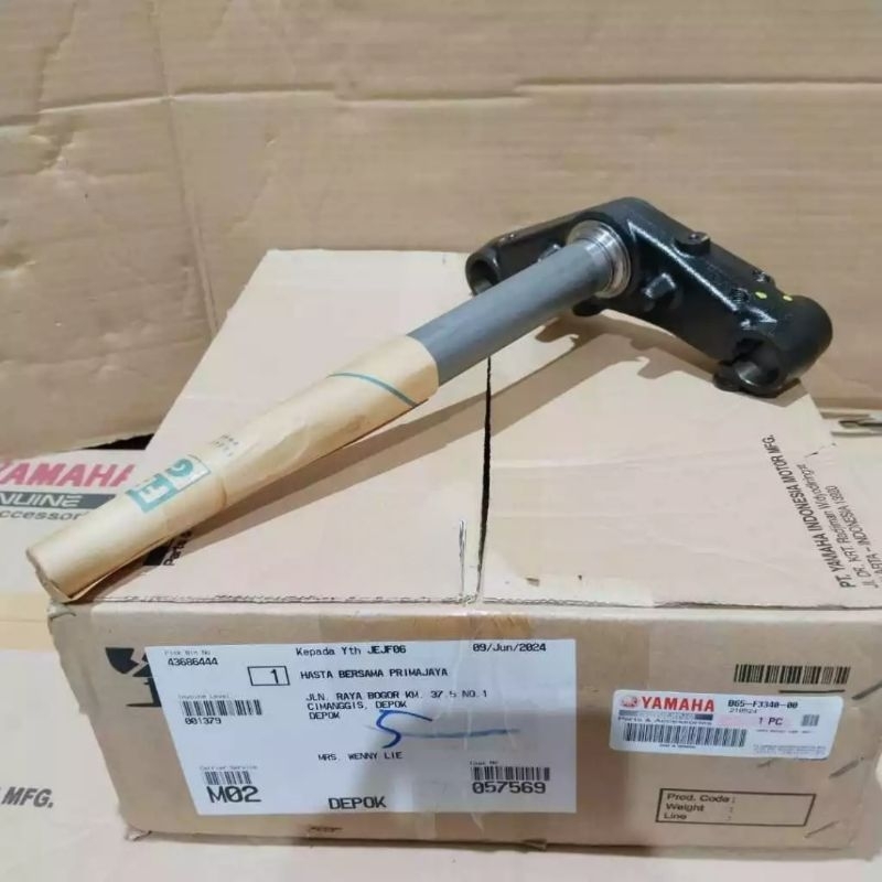 B65-F3340-00 SEGITIGA BAWAH AEROX OLD 155 ORIGINAL YAMAHA