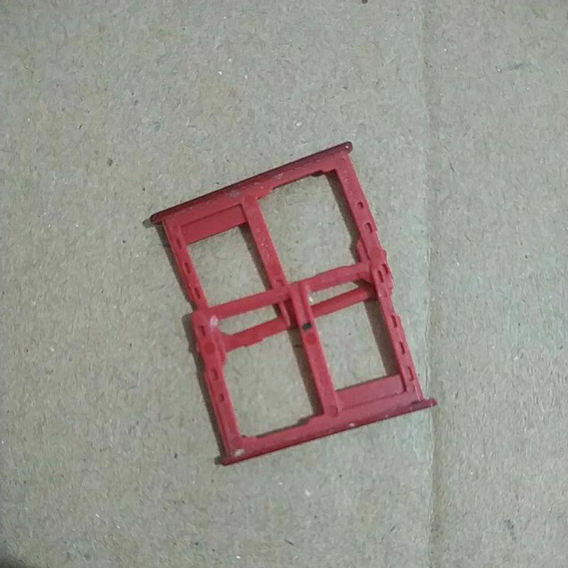 SIMTRAY SLOT KEDUA BEKAS J6+