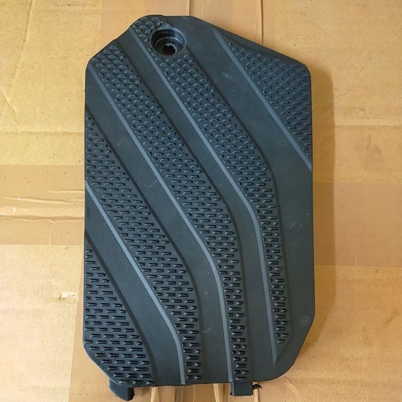 COVER TUTUP AKI HONDA VARIO 125/150 NEW ORIGINAL