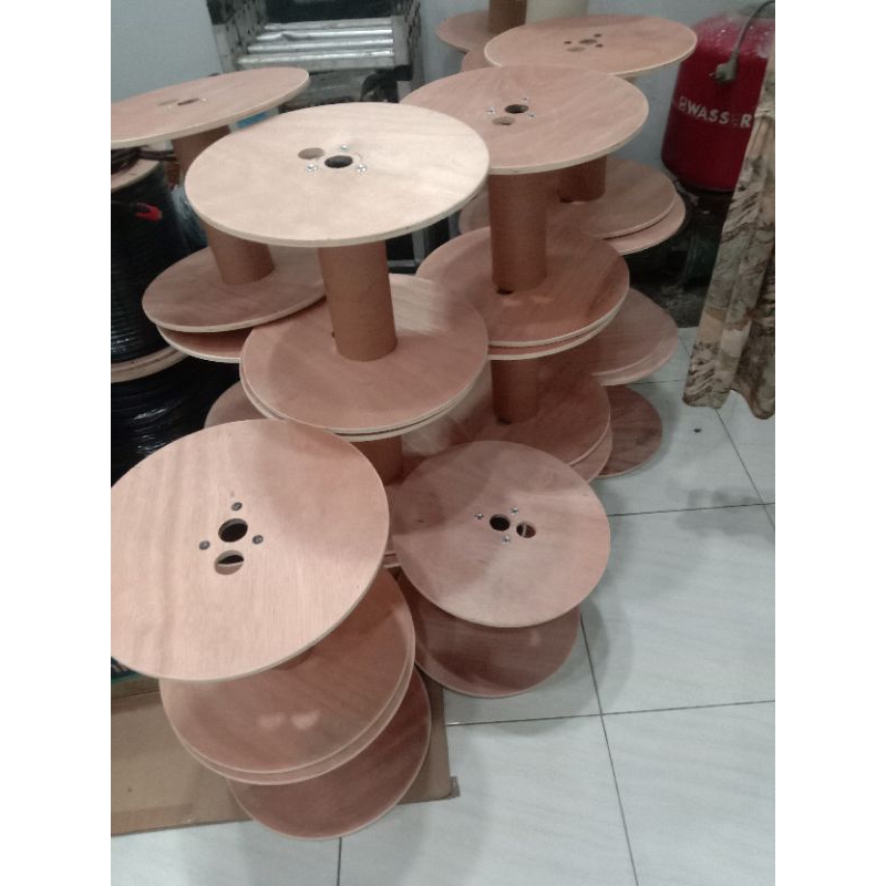 Bekas gulungan kabel cctv 300m