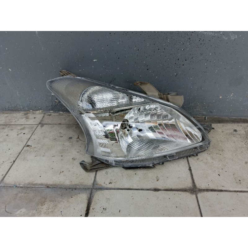 headlamp headlight lampu depan avanza xenia 2012 2013