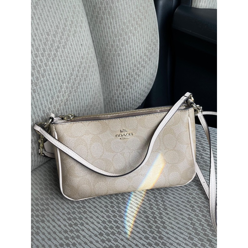 Coach Preloved