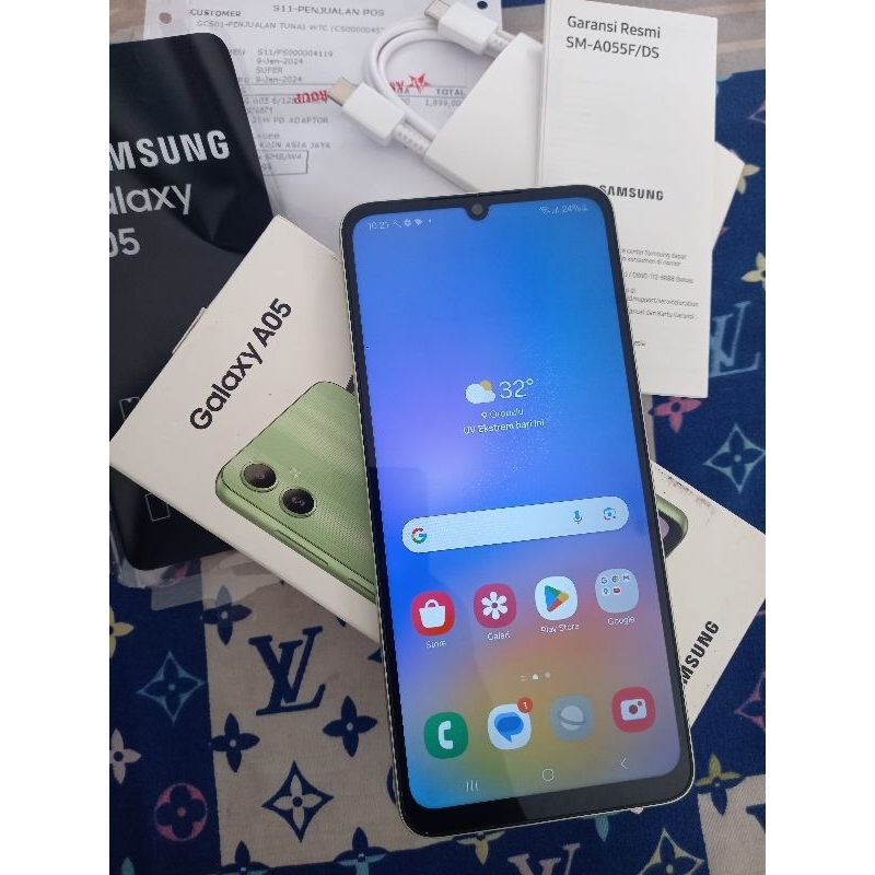 Samsung A05 ram 6+6/128 Fulset