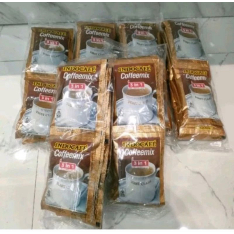 

Indocafe Cofeemix Renceng isi 10 Sachet