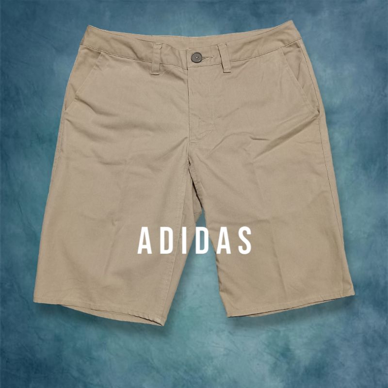 Celana Chino pendek Adidas
