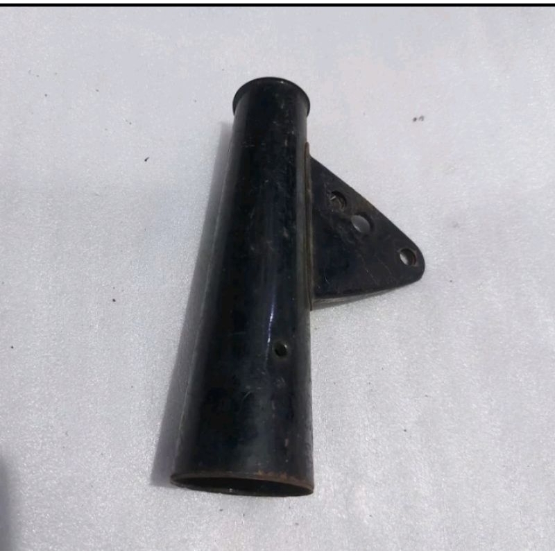 Kuping lampu depan honda CB 100 bagian kanan original