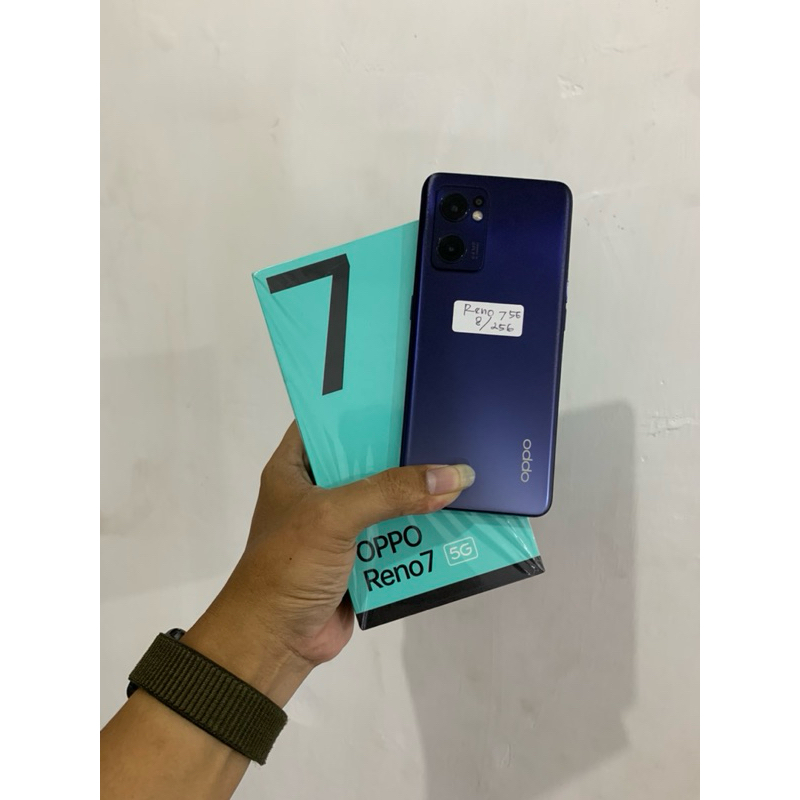 oppo reno 7 5G 8/256gb second bergaransi