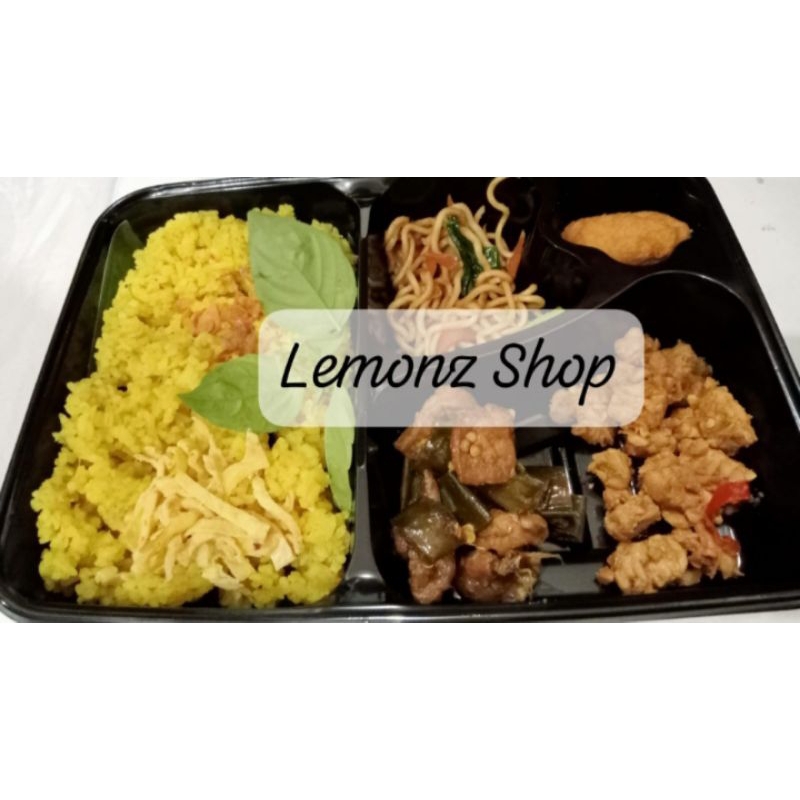 

Paket Nasi Kuning Ulangtahun / Nikahan / Nasi Box
