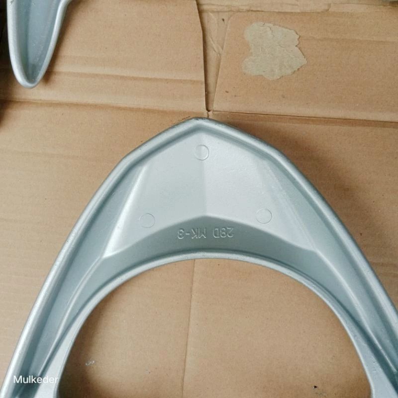 BEHEL BAGASI YAMAHA MIO SPORTY SMILE MIO OLD 28D (ORIGINAL)