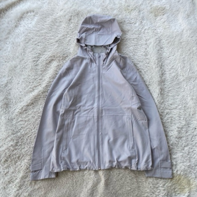 UNIQLO blocktech jacket Waterproof