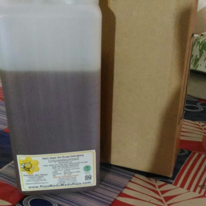 

Madu Raja Karet 1 KG Kemasan Jerigen