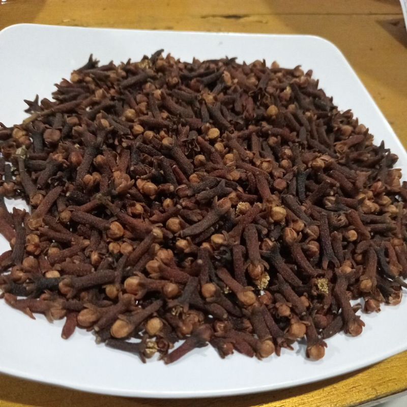 

Cengkeh asli tanpa campuran kering 1 kg.