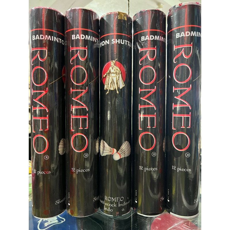 shuttlecock kok romeo hitam
