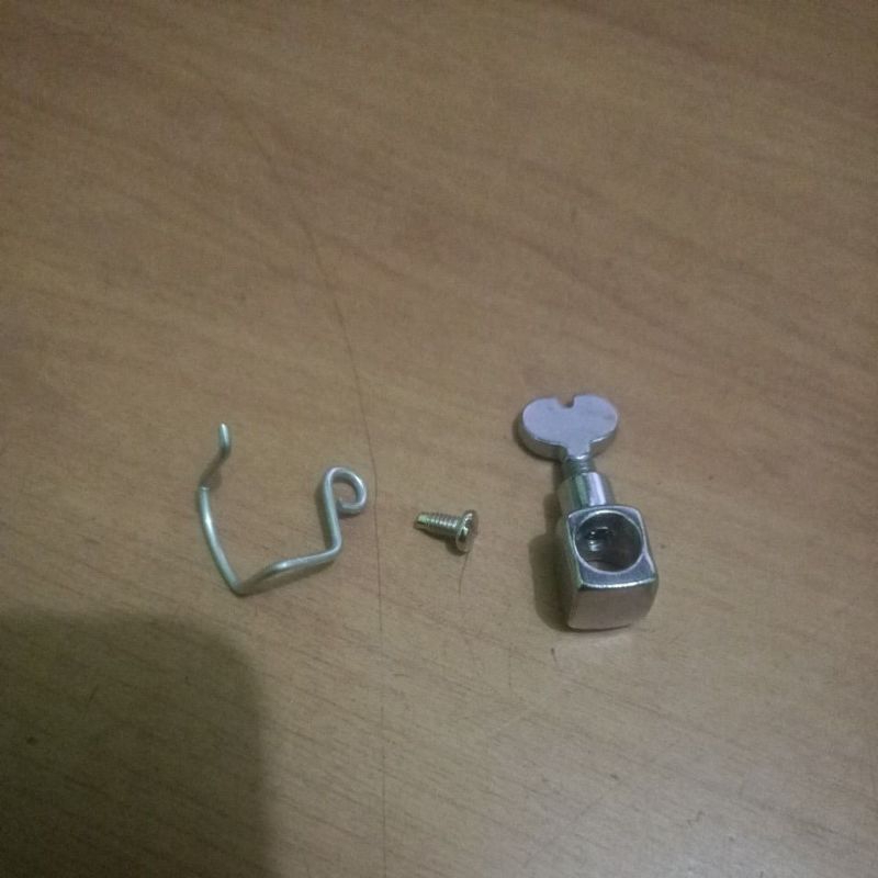 jepitan kawat baut tiang jarum mesin jahit singer butterfly