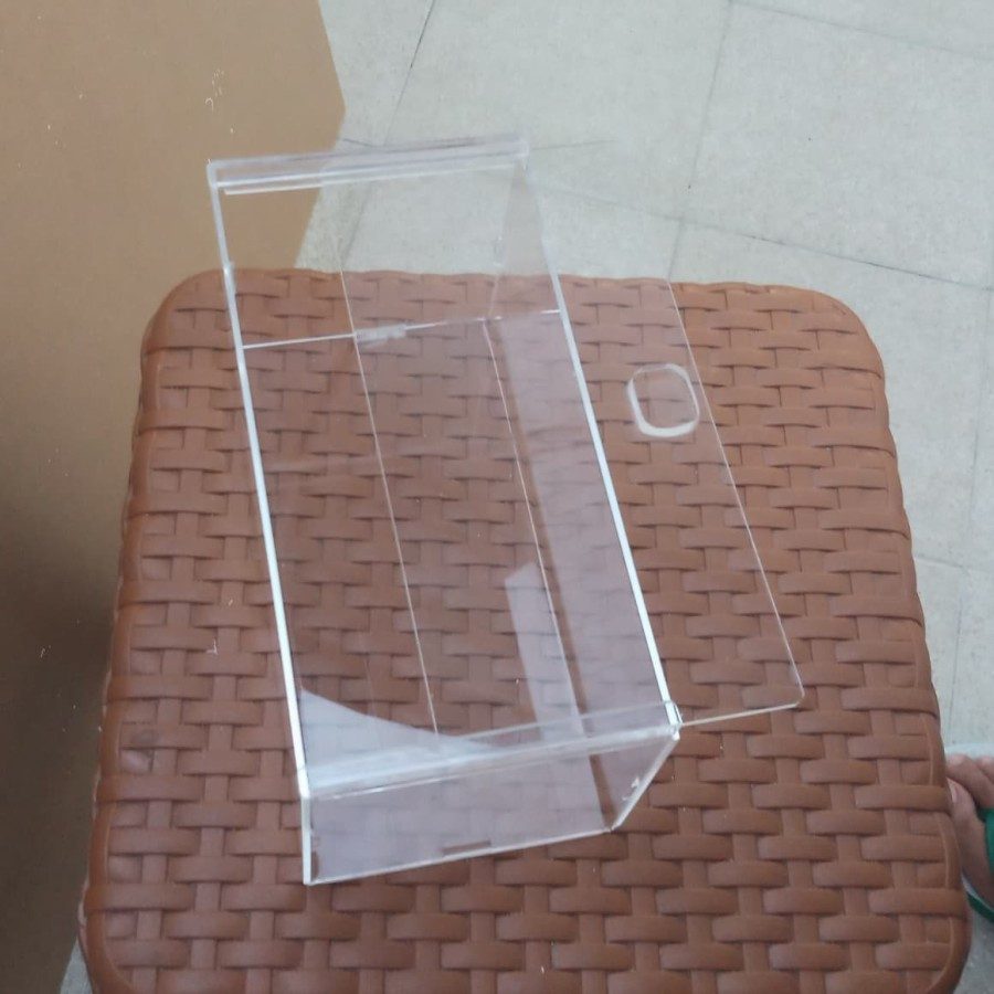 

acrylic box 10x20x10