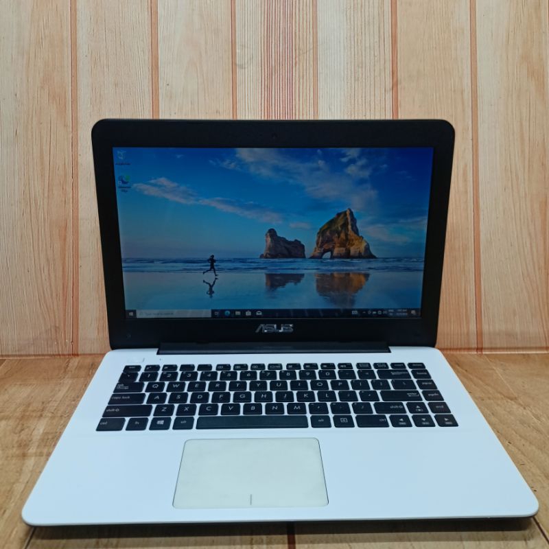 leptop asus A455L core i5-5200U ram 8gb HDD 500gb