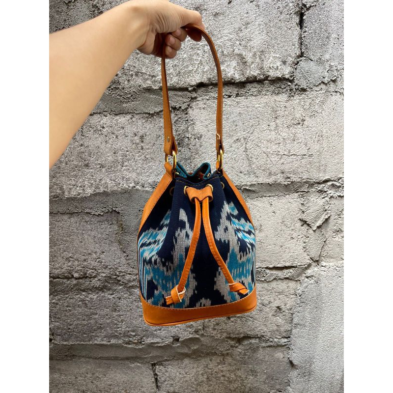 Tas batik kulit serut/ tas serut batik & tenun jogja