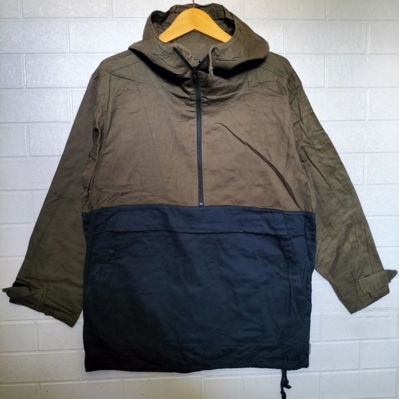 490. Jaket FIELD CORE Size L  P77  LD116