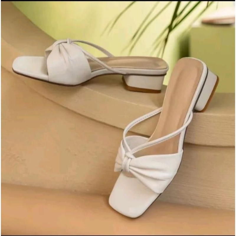 Heels Wanita Hak Tahu 3 Cm