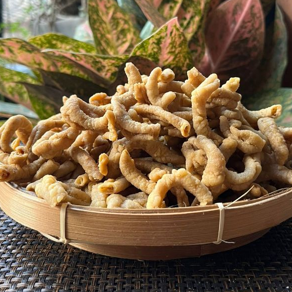 

Usus ayam krispy original gurih makanan ringan jajanan viral cemilan bandung