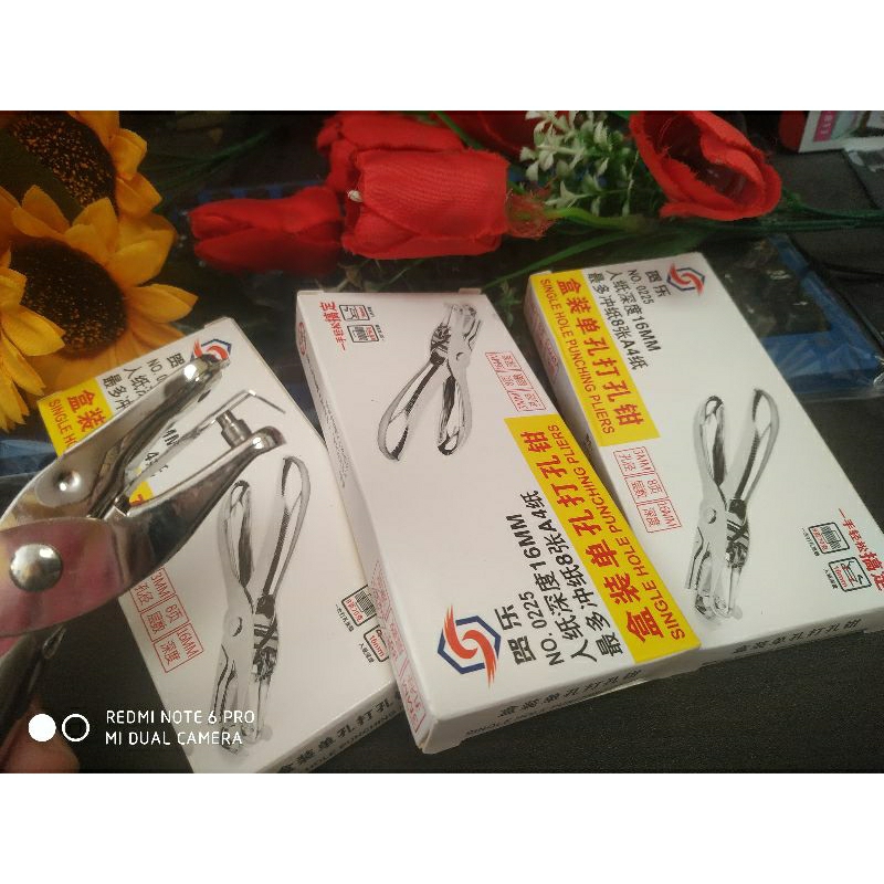 

Alat pembolong hang tag kertas kecil plong hang tag handtag 3mm