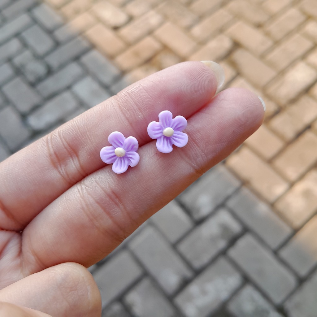 ANTING TUSUK PLASTIK  BUNGA / ANTING HYPOALLERGENIC / ANTING ANTI ALERGI / ANTING KOREA STYLE