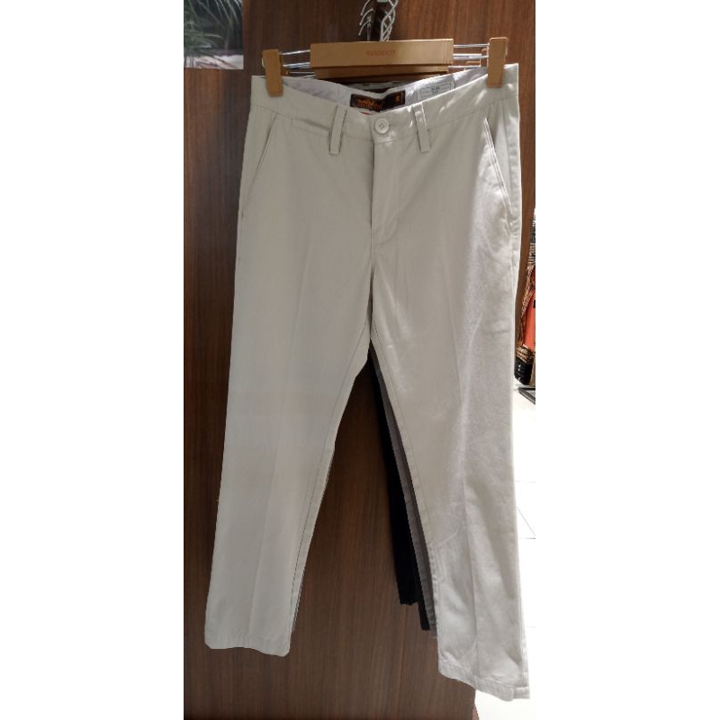 celana watchout slimfit