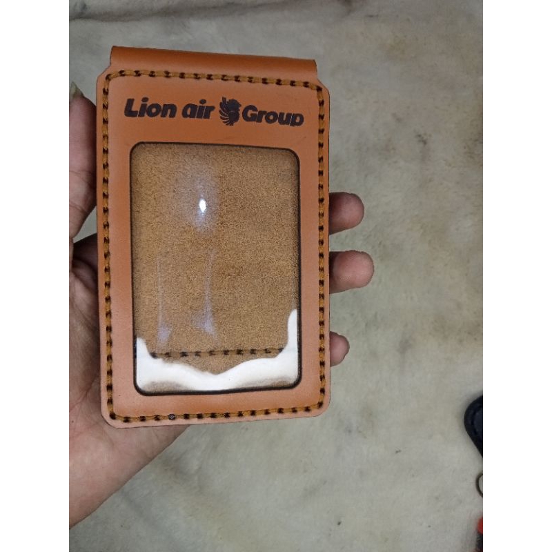 

ID CARD KULIT CUSTOM LION AIR