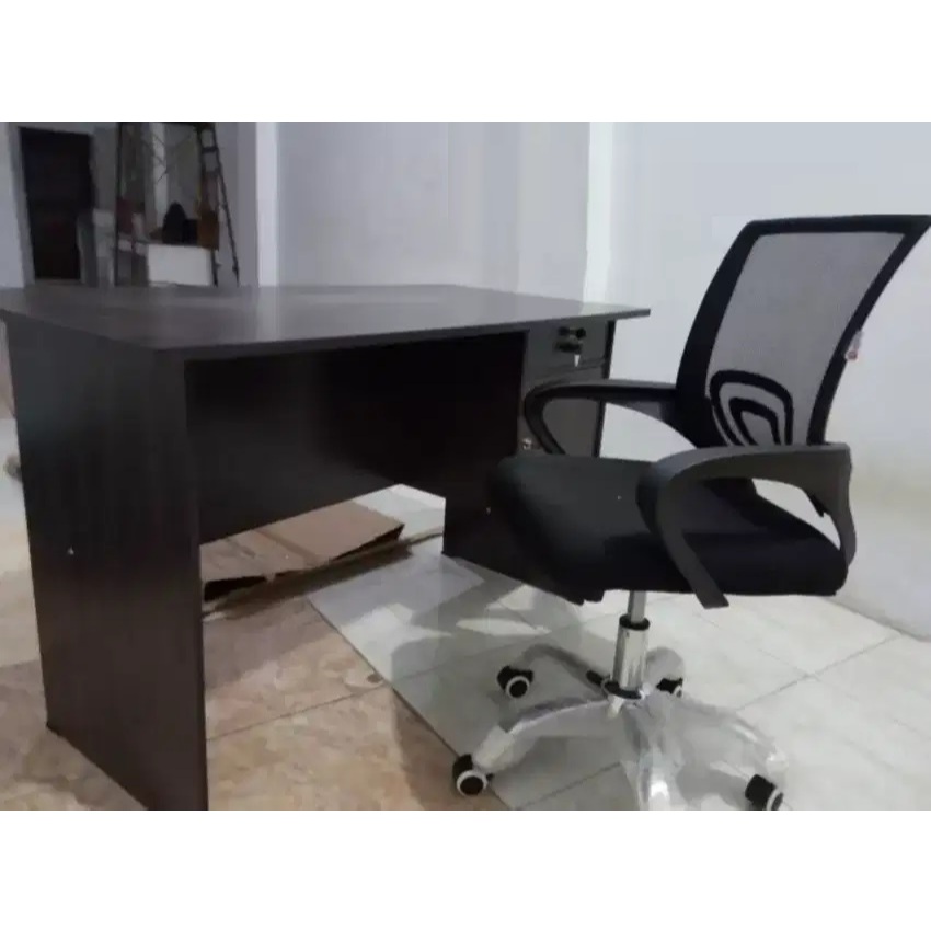 Meja Kursi Belajar / Meja Tulis 1/2 Biro + Kursi Putar Kerja / Paket Meja Kursi Kerja Kantor