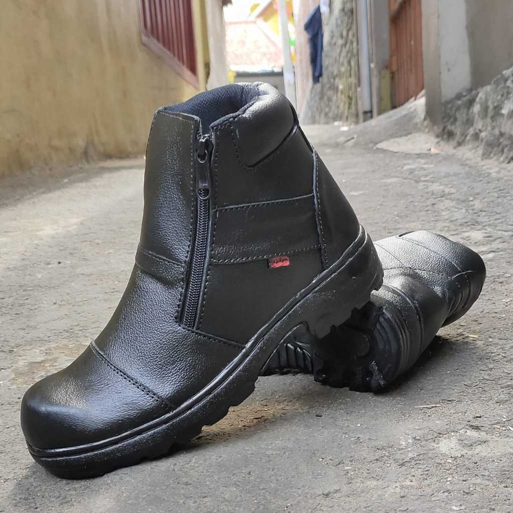 sepatu kerja pria resleting low pantofel hitam garis kerja kantoran
