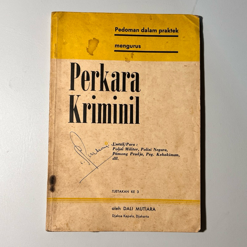 Buku Untuk Polisi PERKARA KRIMINIL cetakan 1957