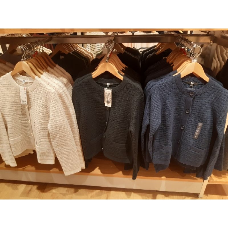 JAKET PENDEK RAJUT WANITA UNIQLO{JASTIP jasa titip}