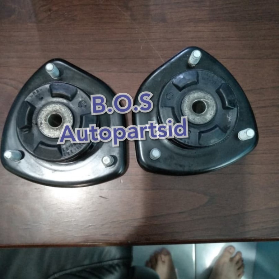 Mounting Shock Belakang BMW X5 E53
