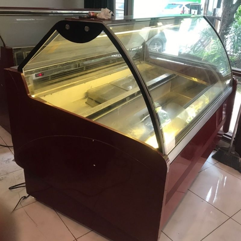 GEA GELATO SHOWCASE SUNNY 12