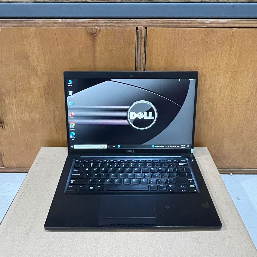 STOK BANYAK  Laptop Dell Latitude 7390, Core i5-8250U, Ram 8/256B, Black