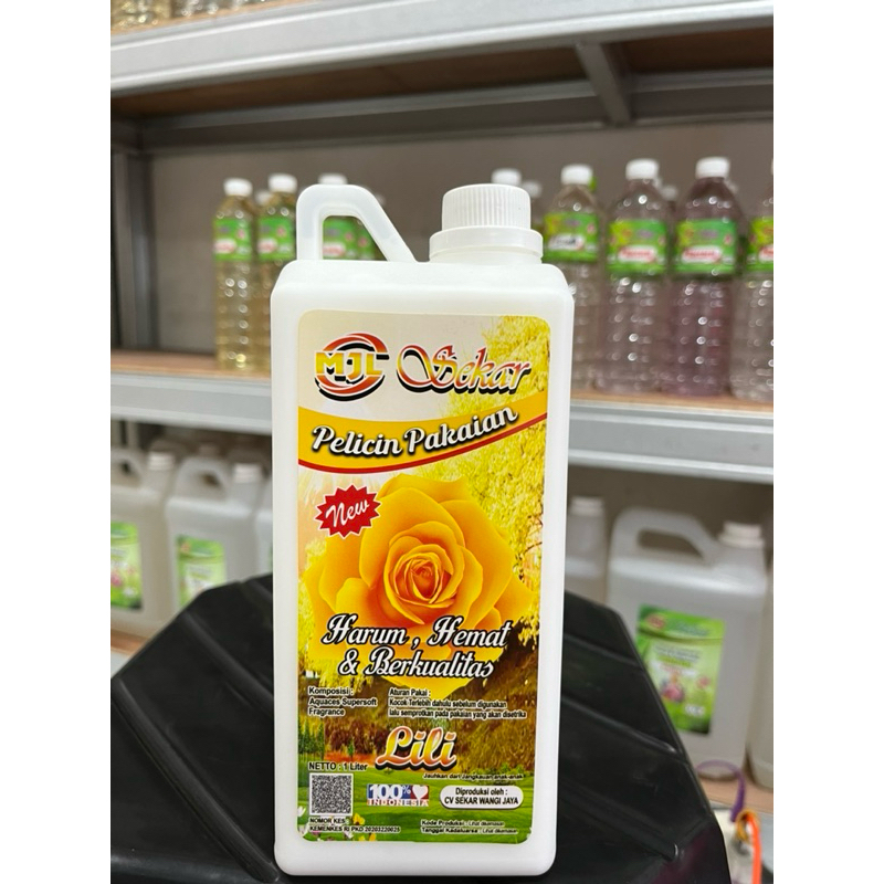 Pelicin aroma lili / Pelicin setrika / Pelicin gosokan / Pelicin 1Liter