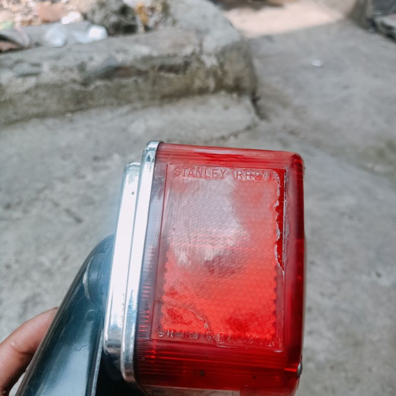 lampu belakang lampu stop stoplamp cb125s cb125 cl100 cl125 kondisi bekas