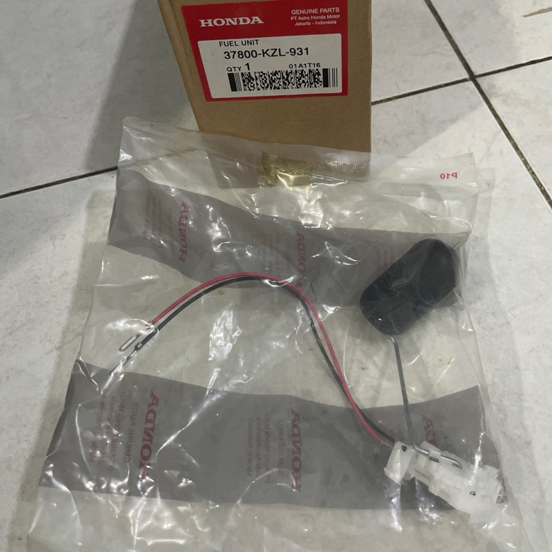 37800KZL931 Pelampung Bensin Honda Spacy Karbu FI
