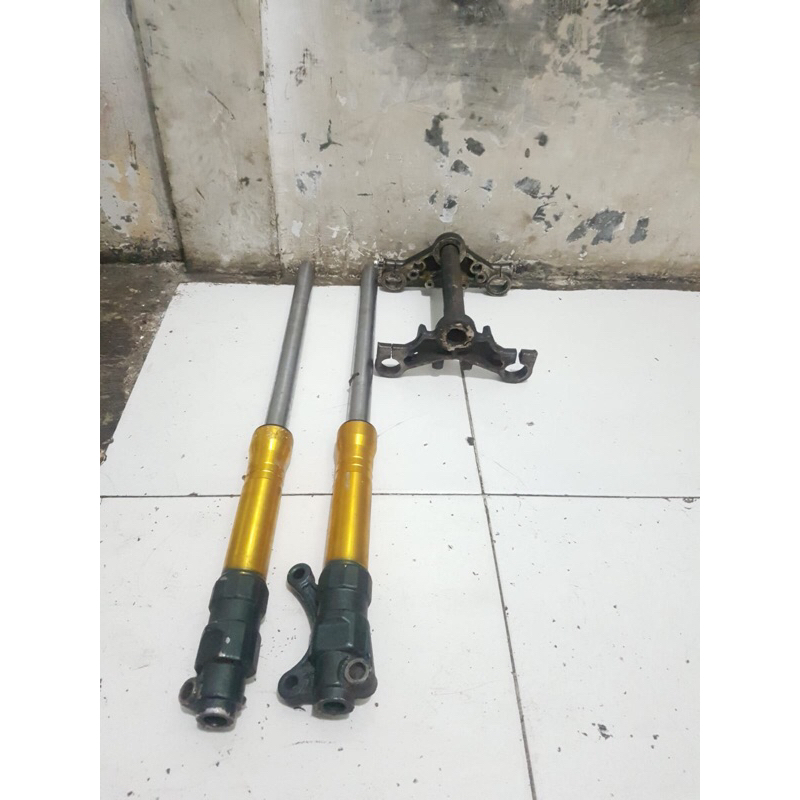 shok depan as 26 pnp vixion