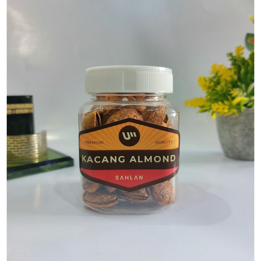 

Kacang Almond Kulit Kemasan Botol 74gr