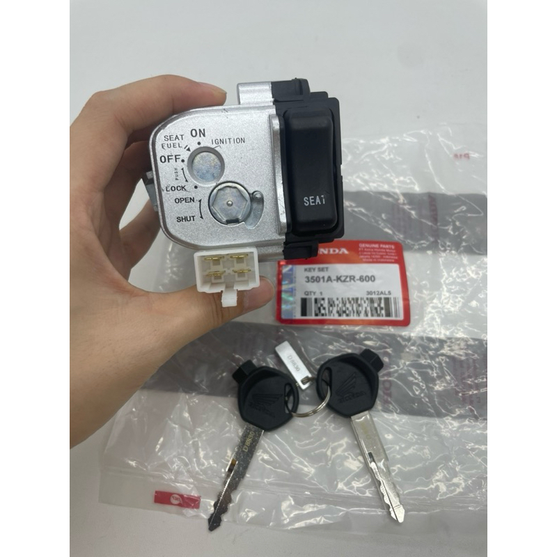 kunci kontak assy set kodepart KZR buat motor vario 125fi-vario cbs-vario 125 lama