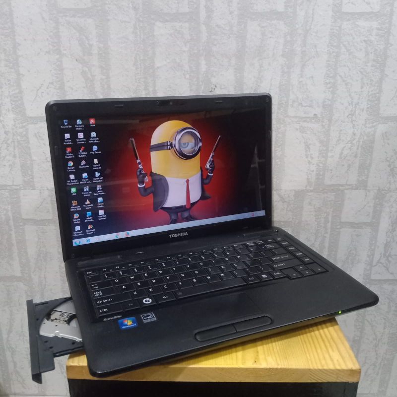 Laptop Toshiba Satelite C640, Intel Core i3, Ram4Gb/Hdd320Gb, Normal
