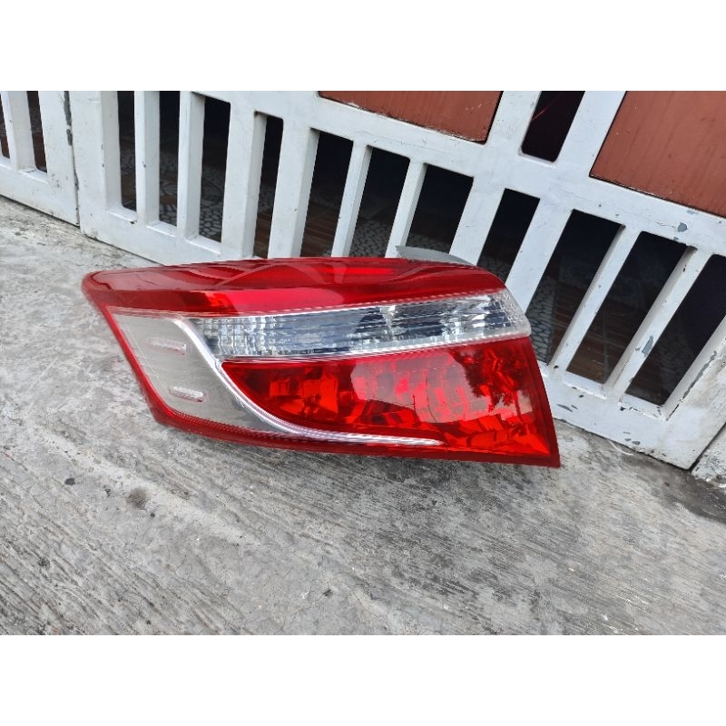 lampu belakang,stop lamp vios gen 3 original 2012_2016