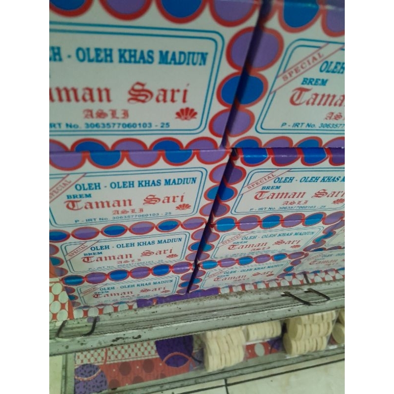 

brem mini manis tamansari cemilan asli madiun