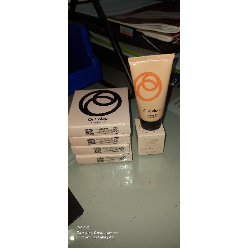 Powder on colour by Oriflame